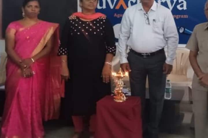 Aadya Shri Nijalingeshwar Shikshan Sansthe's Bharataratna Dr S Radhakrishnan B Ed Mahavidyalay campus in Sankeshwar, Karnataka, India — photo 6