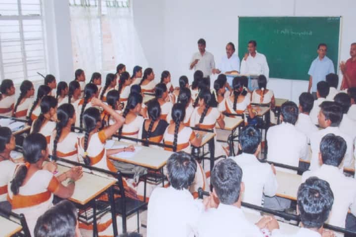 KSS B Ed and M Ed College campus in Davanagere, Karnataka, India — photo 5