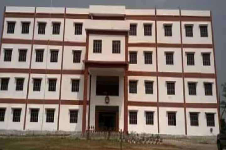 Uday Teachers Training College campus in Patna, Bihar, India — photo 1
