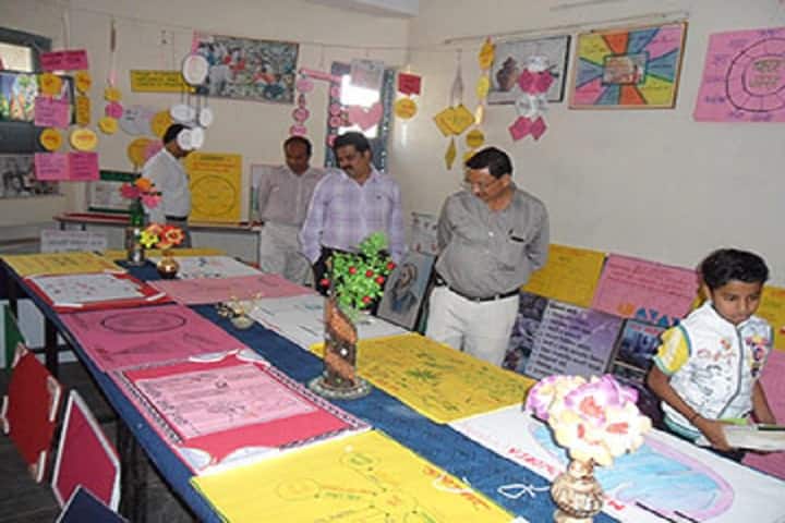 Matoshri Sayarbai Champalalji Chopda B Ed College campus in Khamgaon, Maharashtra, India — photo 3