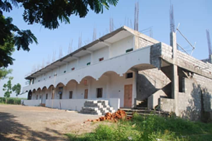 Dr Rajabather Tagore Women's Teacher Training College campus in Tindivanam, Tamil Nadu, India — photo 1