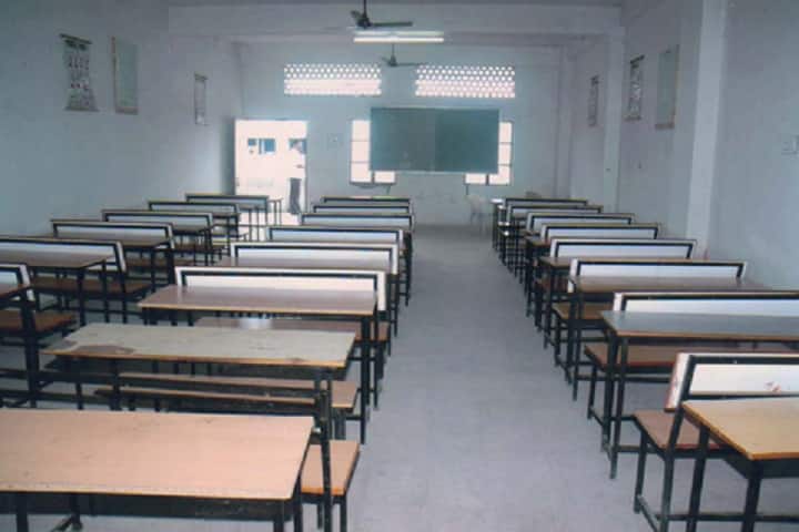Late Vasantrao Naik College of Physical Education campus in Nagpur, Maharashtra, India — photo 2