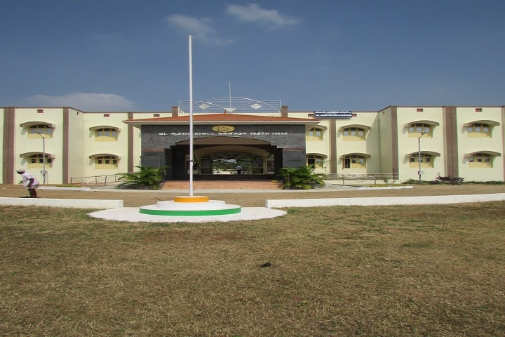 Pallavan College of Education campus in Vellore, Tamil Nadu, India — photo 1