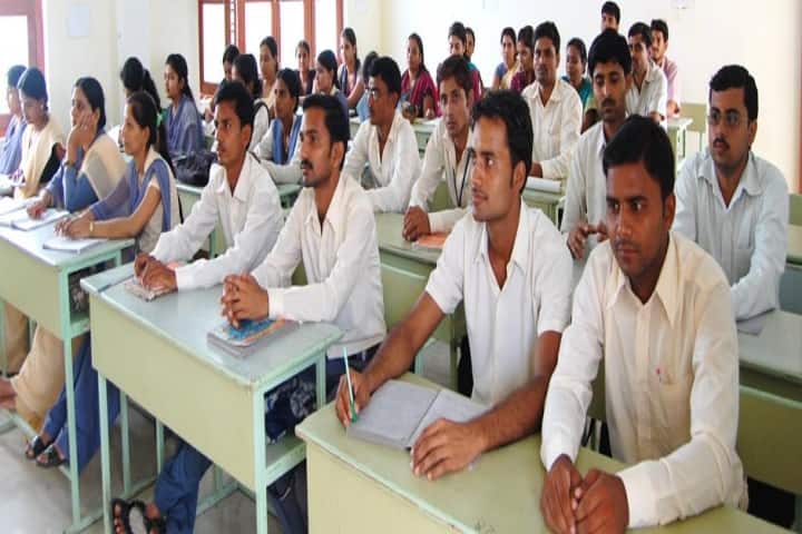 Shri Rawatpura Sarkar College of Education campus in Chitrakoot, Madhya Pradesh, India — photo 3
