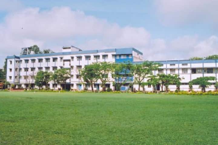 Shaikh College of Education campus in Belgaum, Karnataka, India — photo 1