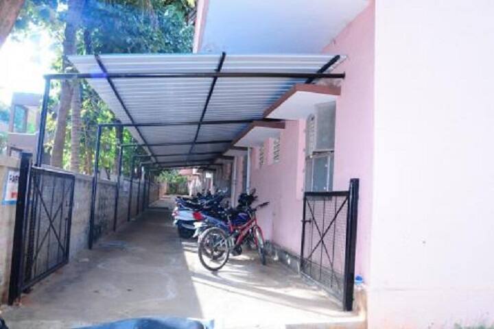 Sri Kaginele Mahasamsthana Kanakaguru Peetha College of Education campus in Mysuru, Karnataka, India — photo 3