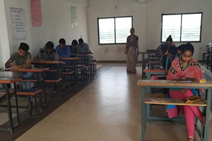 Sharda Adhyapan Mandir B Ed College campus in Gandhinagar, Gujarat, India — photo 1