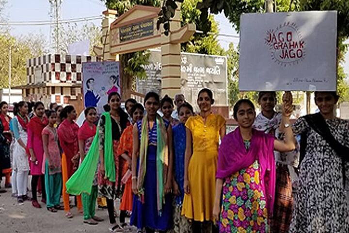 Sharda Adhyapan Mandir B Ed College campus in Gandhinagar, Gujarat, India — photo 3