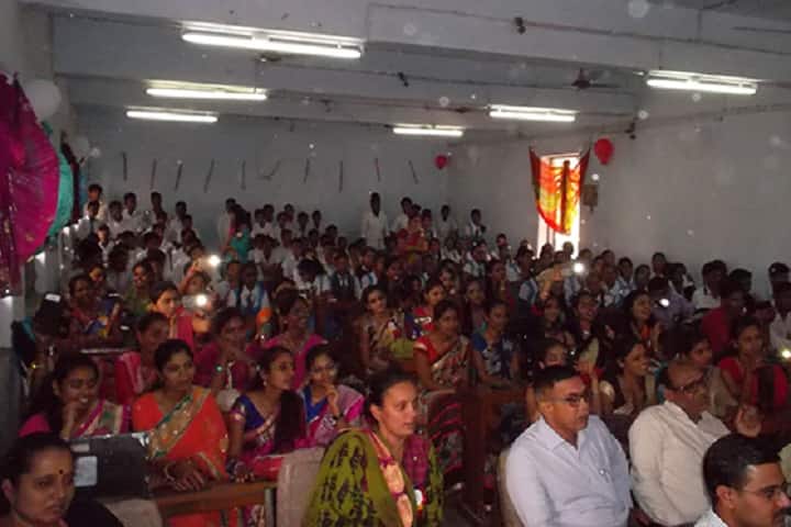 Smt Ullasben Gordhandas College of Education campus in Ahmedabad, Gujarat, India — photo 1
