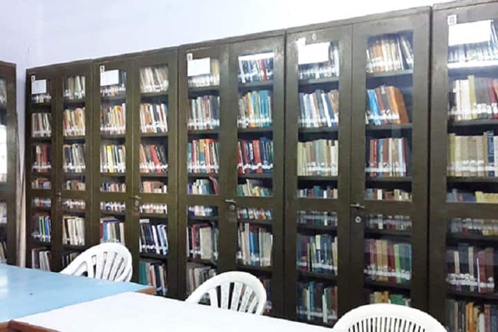 Smt Ullasben Gordhandas College of Education campus in Ahmedabad, Gujarat, India — photo 5