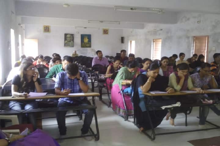 The Sandipani Shikshan Mahavidhyalaya campus in Ahmedabad, Gujarat, India — photo 1