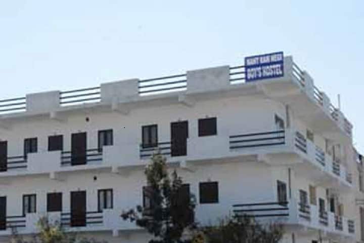Ras Bihari Bose Subharti University campus in Dehradun, Uttarakhand, India — photo 3