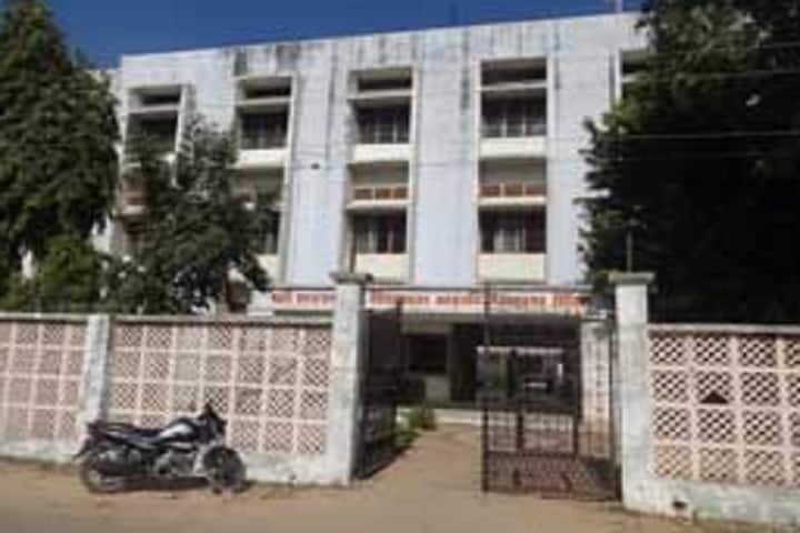 Shree Saraswati Shikshan Mahavidyalaya campus in Unjha, Gujarat, India — photo 1