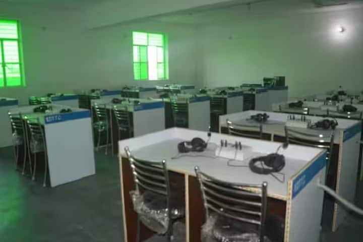 Kanti Devi Teacher Training College campus in Patna, Bihar, India — photo 4