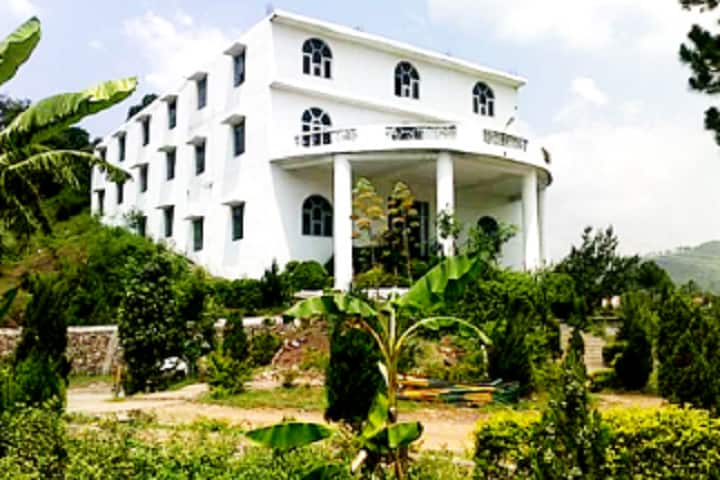 Tariq College of Education campus in Rajouri, Jammu and Kashmir, India — photo 1