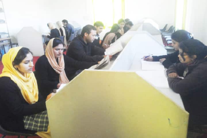 Tariq College of Education campus in Rajouri, Jammu and Kashmir, India — photo 2