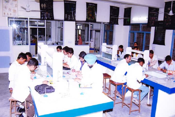 Maa Saraswati College of Pharmacy campus in Azimgarh, Punjab, India — photo 5
