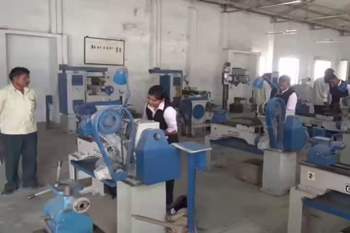 AEC Chikhli campus in Buldhana, Maharashtra, India — photo 4