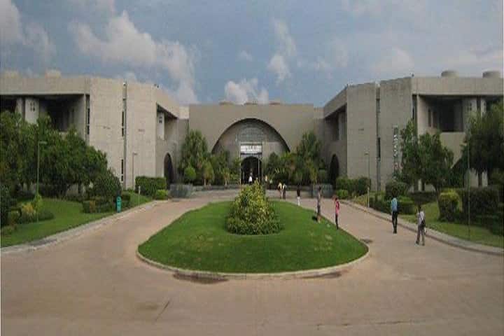 Institute of Management, Nirma University, Ahmedabad campus in Ahmedabad, Gujarat, India