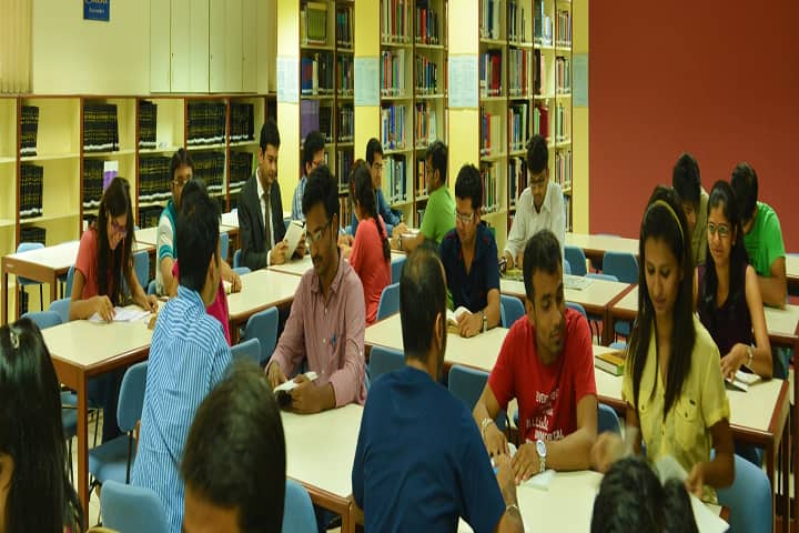 Institute of Management campus in Ahmedabad, Gujarat, India — photo 6
