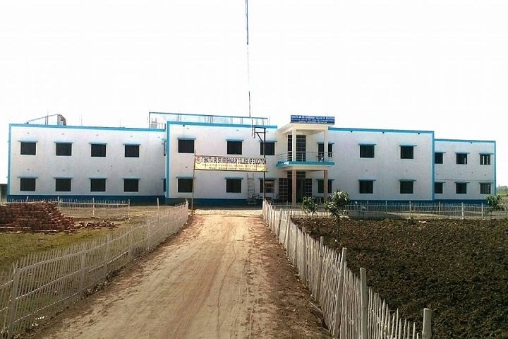 Tehatta Sri Sri Krishnaray College of Education campus in Nadia, West Bengal, India — photo 1