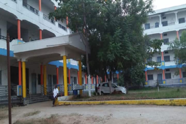 Sri Sai College of Education campus in Nizamabad, Telangana, India — photo 1