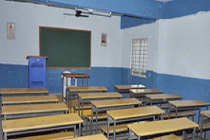 Shree Vashista College of Education campus in Karimnagar, Telangana, India — photo 3
