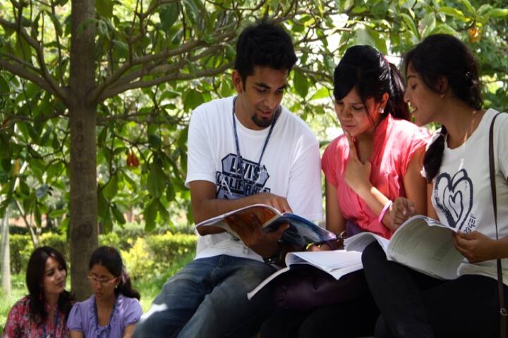 Reva Institute of Technology and Management campus in Bangalore, Karnataka, India — photo 5