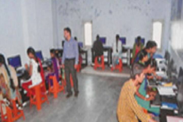 Mathrusree Degree and PG College campus in Nalgonda, Telangana, India — photo 3