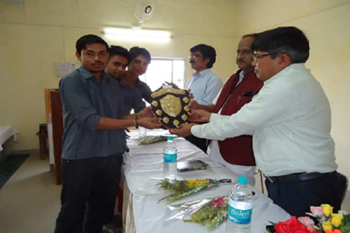 Shri Sai Education College campus in Chandrapur, Maharashtra, India — photo 3