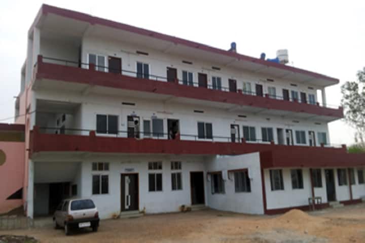 Shri Sai Education College campus in Chandrapur, Maharashtra, India — photo 4