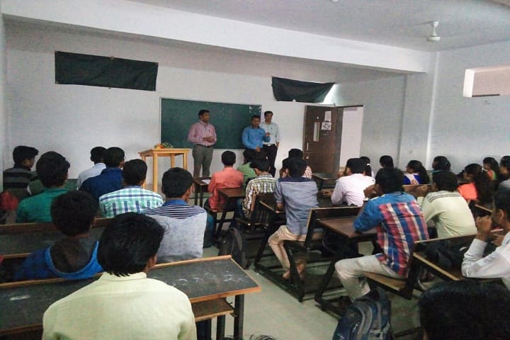 Shri Shivaji Polytechnic Institute campus in Parbhani, Maharashtra, India — photo 1