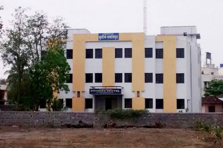 Shri Shivaji Polytechnic Institute campus in Parbhani, Maharashtra, India — photo 4