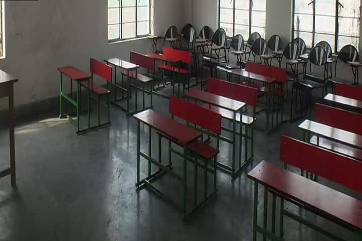 RS Sharda Devi Education College campus in Vaishali, Bihar, India — photo 3