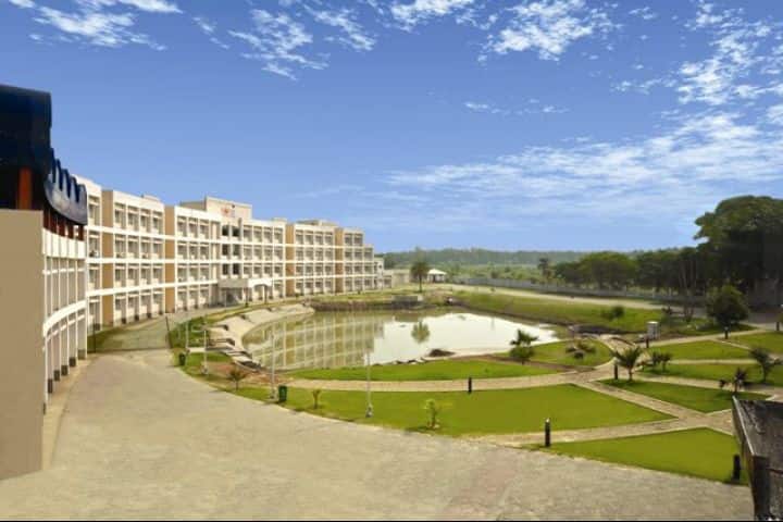NSHM Knowledge Campus campus in Durgapur, West Bengal, India — photo 1