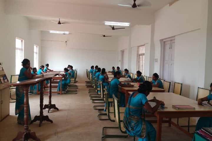 Universal College of Education campus in Vallioor, Tamil Nadu, India — photo 2