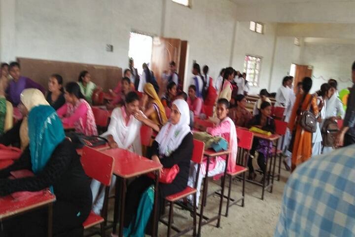 Maa Mewati Tara Devi Institute of Girls Education campus in Mau, Uttar Pradesh, India — photo 6
