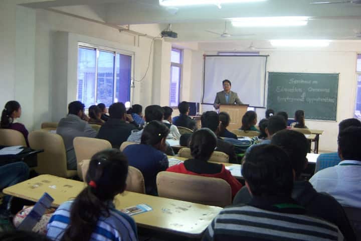 DL Patel Institute of Management and Technology MBA College campus in Himmatnagar, Gujarat, India — photo 5