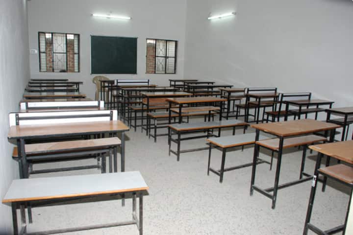 Late Govindrao Wanjari College of Education campus in Nagpur, Maharashtra, India — photo 2