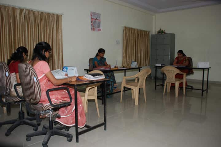 Late Govindrao Wanjari College of Education campus in Nagpur, Maharashtra, India — photo 4