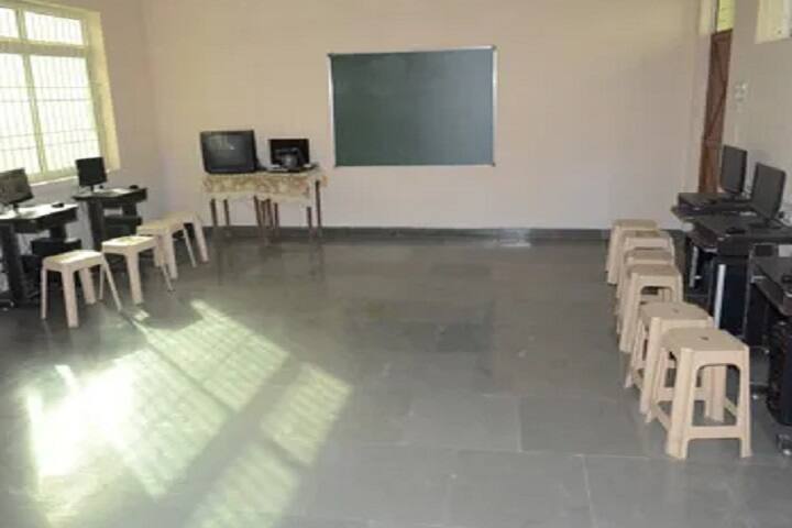 Shri Radha Vallabh College of Education campus in Gwalior, Madhya Pradesh, India — photo 4