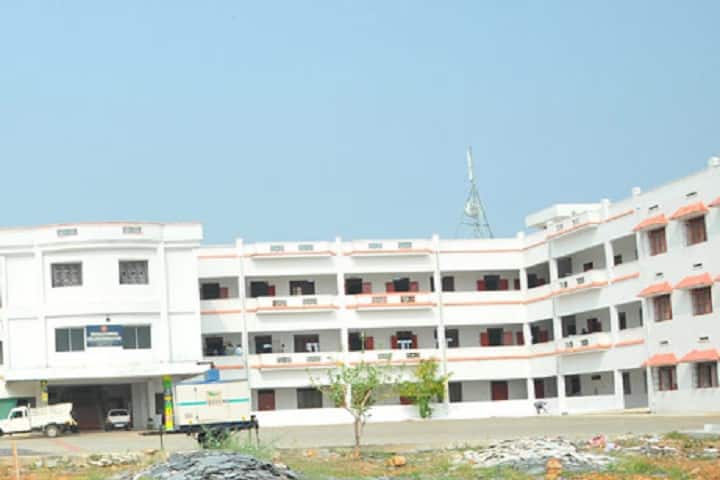 Sri Raghavendra College of Education campus in Erode, Tamil Nadu, India — photo 2