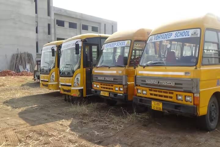 Vidhyadeep Institute of Science campus in Surat, Gujarat, India — photo 4