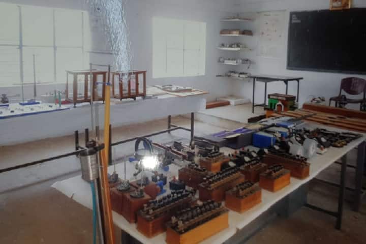 Sharada Vidyaniketan B Ed College campus in Raichur, Karnataka, India — photo 5