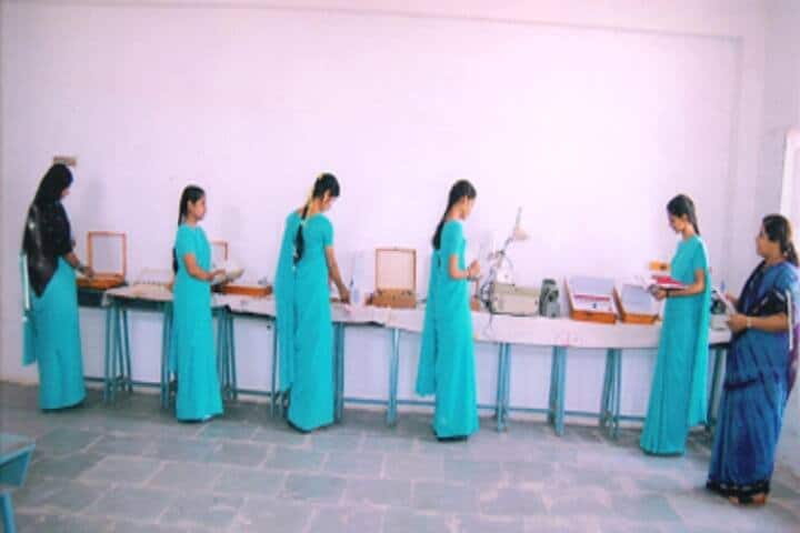 Chand BiBi College of Education for Women campus in Gulbarga, Karnataka, India — photo 2