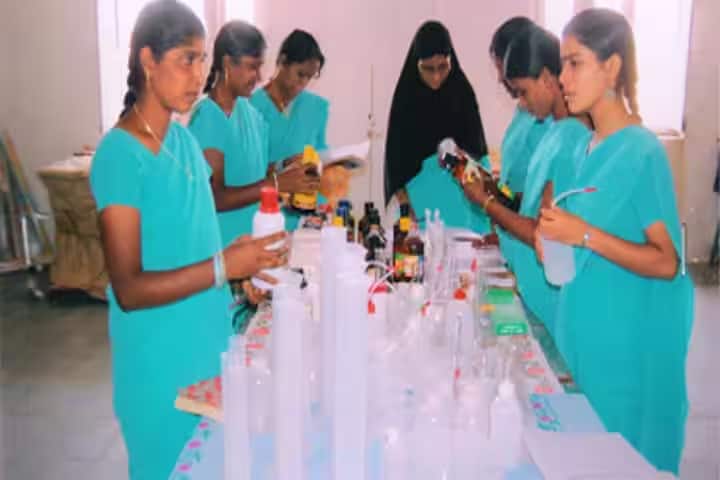 Chand BiBi College of Education for Women campus in Gulbarga, Karnataka, India — photo 4