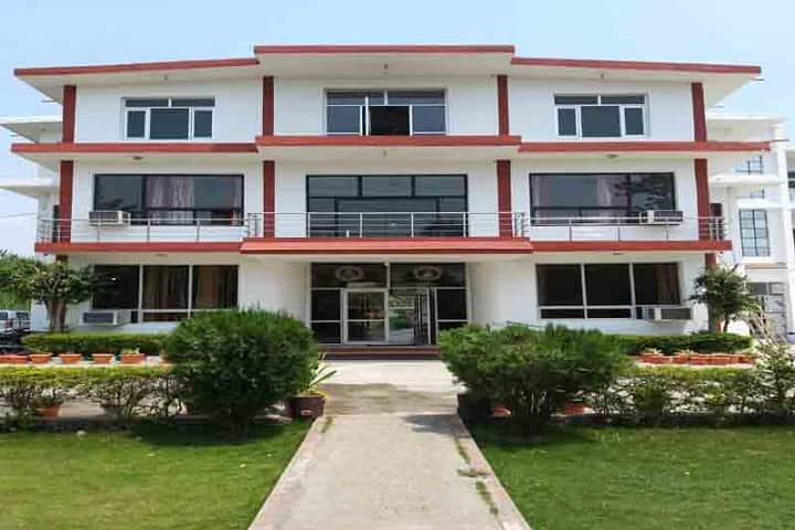 Hardev Singh Smarak College campus in Udham Singh Nagar, Uttarakhand, India — photo 1