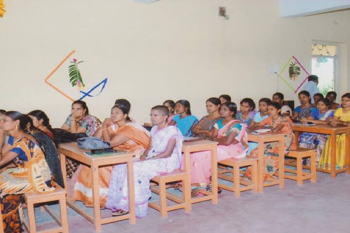 Sri Annamalaiyar College of Education campus in Tiruvannamalai, Tamil Nadu, India — photo 1