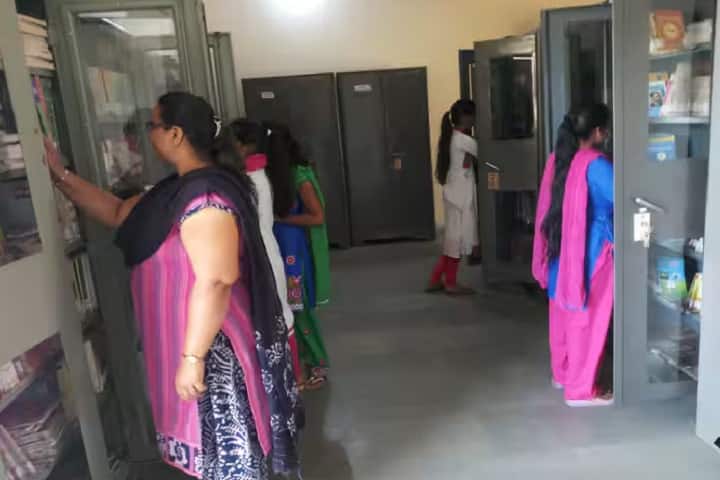 Shree Sardar Patel College of Education campus in Navsari, Gujarat, India — photo 5
