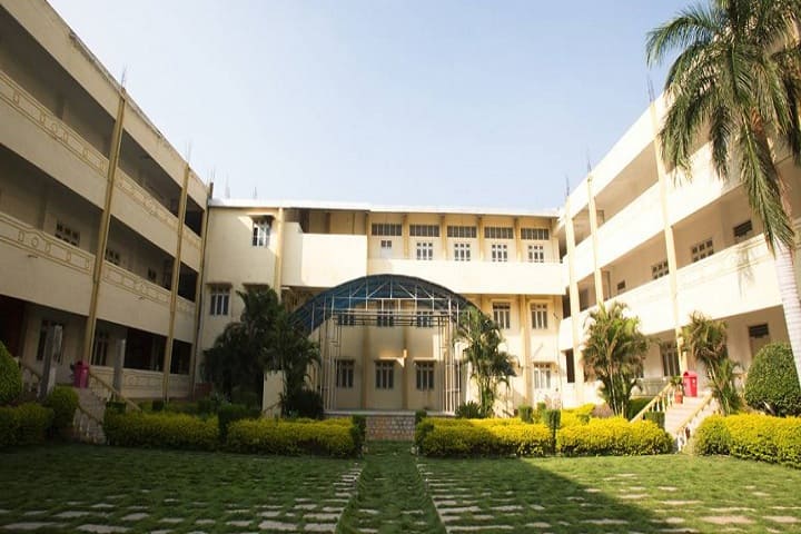 Navodaya College of Education campus in Raichur, Karnataka, India — photo 1